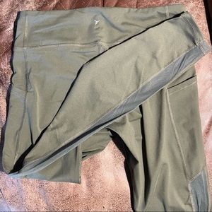 Olive 7/8 Legging with Mesh